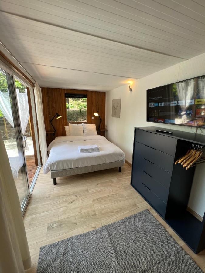 Superbe Cabane Jacuzzi Jardin Clim Wifi Parking Meyreuil Exteriér fotografie